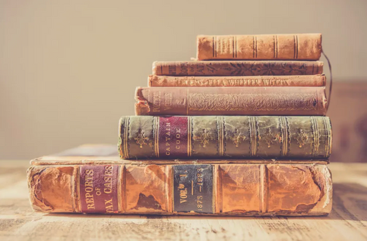 Recommendations on Books, Tarot Decks, and Oracle Decks